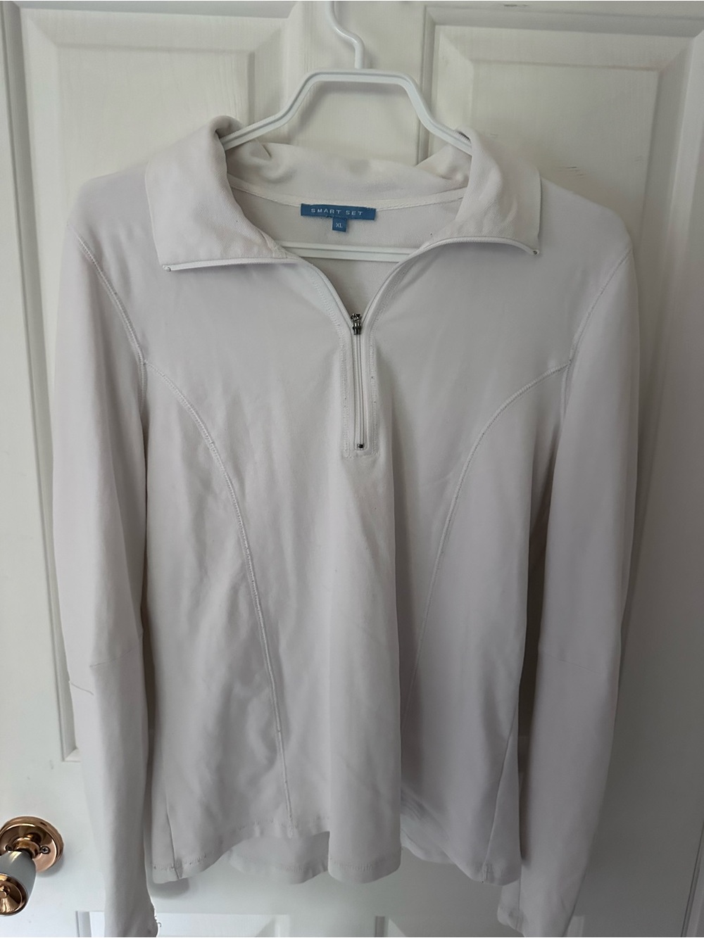 Smart Set women’s White Half-Zip Pullover